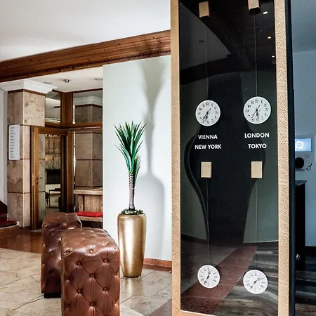 伊格尔斯运动酒店