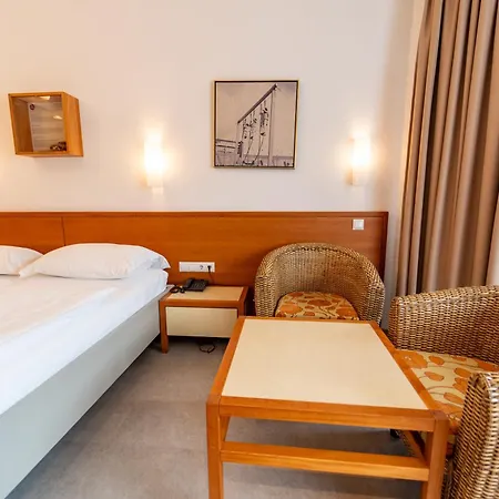 酒店 伊格尔斯运动酒店 4*