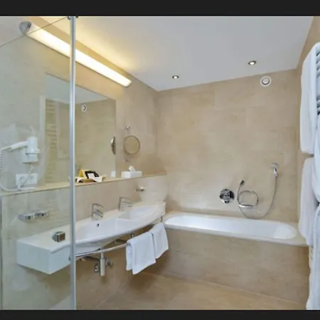 스포츠호텔 이글스 4*